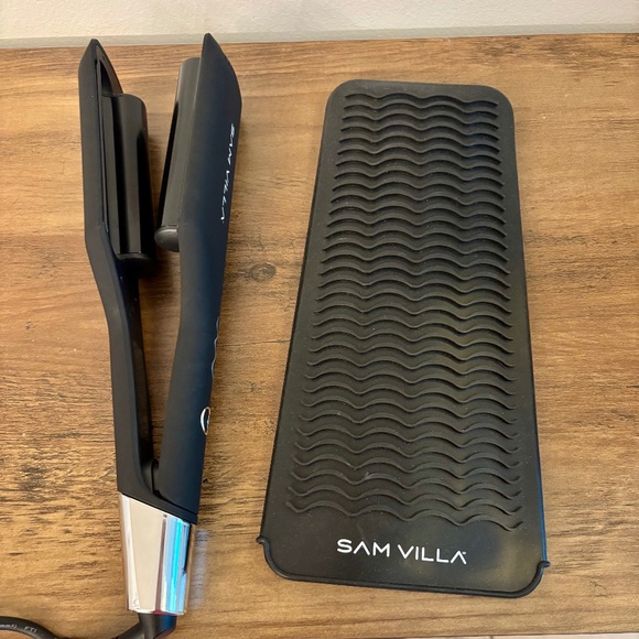 Wave Iron - Picture 1 of 3